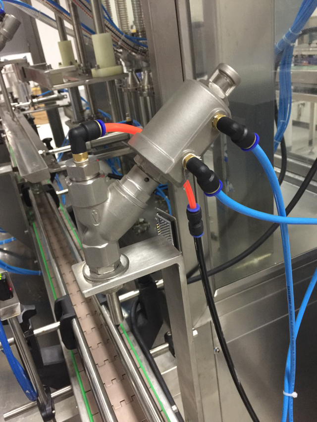 Sistema de descarga de gas para conexión durante el llenado.jpg