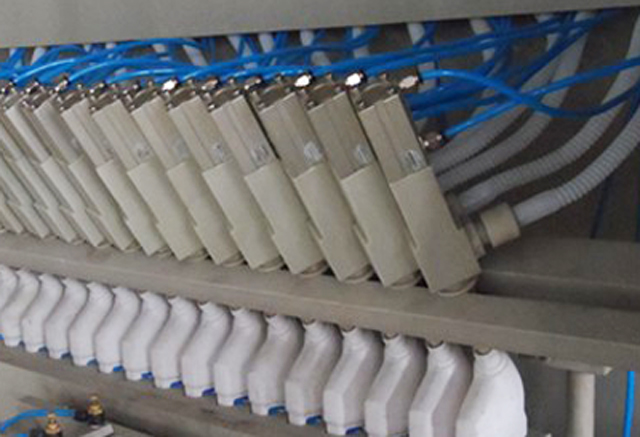 Boquillas de llenado personalizadas.jpg