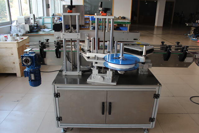 etiquetadora de doble cara (2).JPG