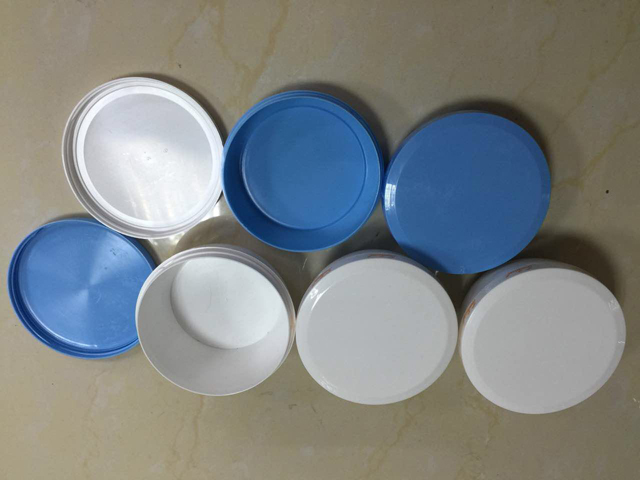 Muestras de botellas para tapado y etiquetado (10).jpg