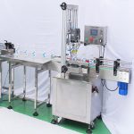 Máquina automática de tapado en línea con tapa de rosca para botellas de plástico