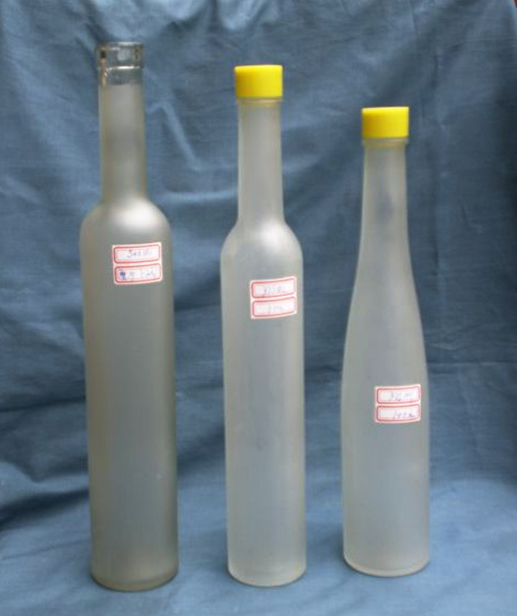 bottles glass for filling machine Botellas de vino para proceso de llenado por desbordamiento.jpg