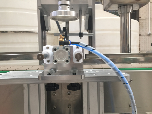 Cabezal tapador para tarros.jpg