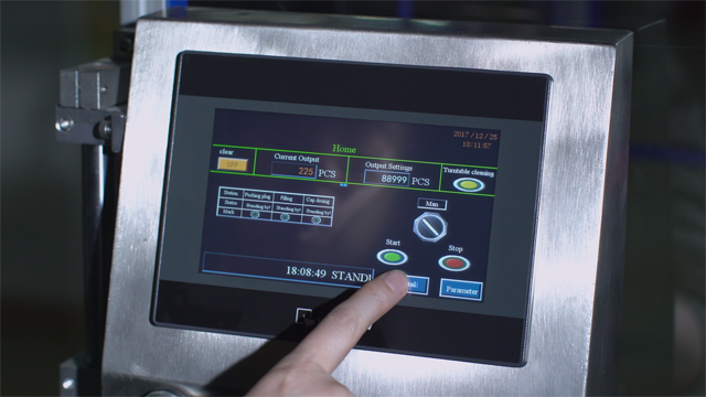 dibujo de maquinaria de llenado y tapado.jpg