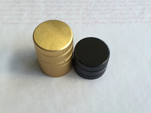 screw caps tapas de metal.jpg