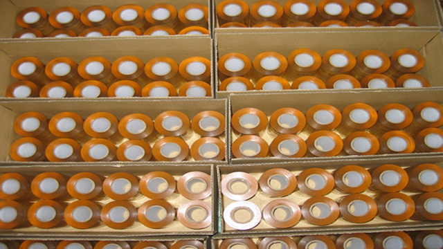 Muestras de cintas después del etiquetado retráctil.png