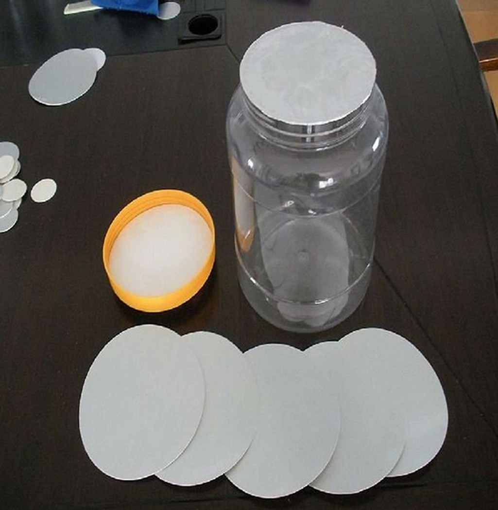 sealing effect for aluminum sealer Línea de producción de líquidos semiautomática.jpg