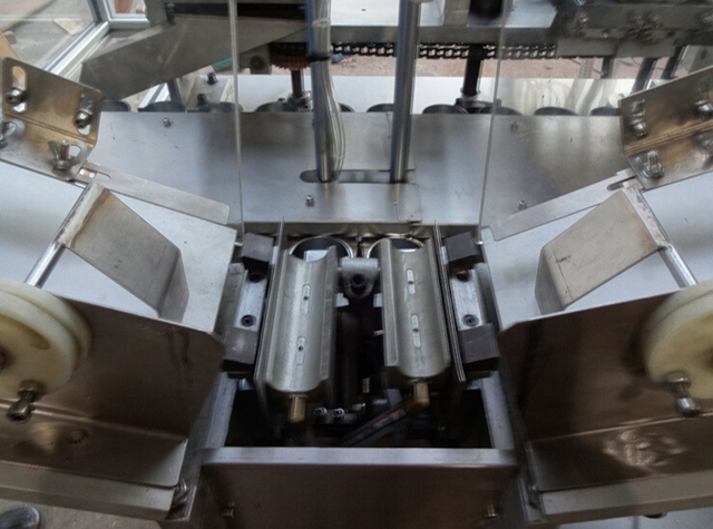 canaleta para porta tubos.jpg