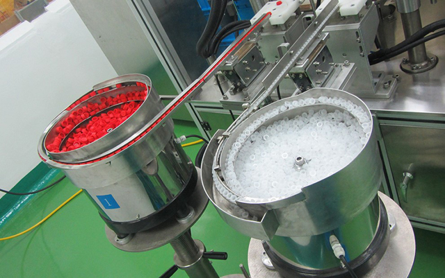 cuenco de alimentación de tapas.jpg