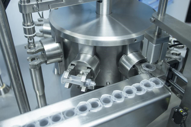 Línea de llenado de jeringas (5).jpg