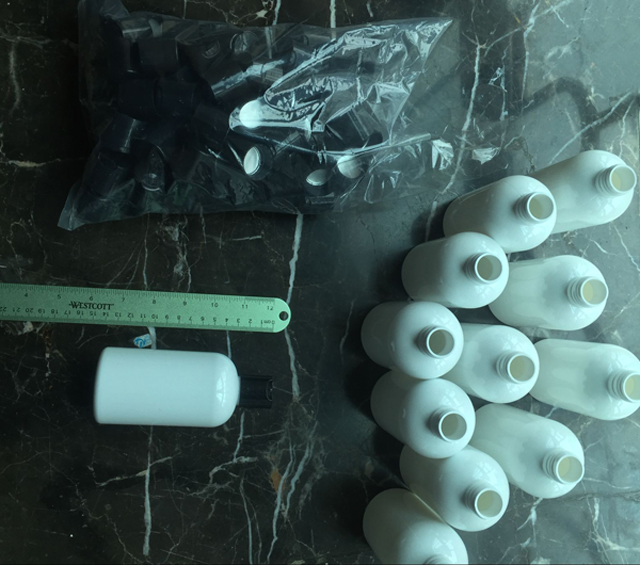 Muestras de botellas Andrew Stone 20160504 (5).jpg