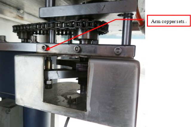 arm copper from capping screw capper equipment Conjuntos de cobre para brazos de máquina tapadora.jpg