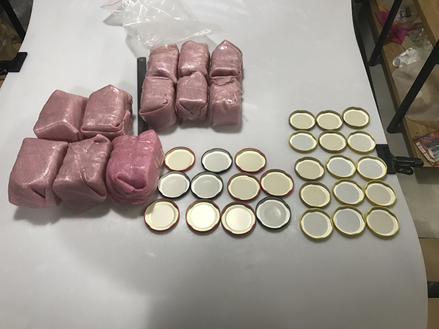 Tapas y frascos para tapar al vacio.jpg