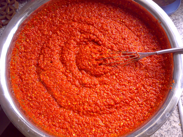 tomato sauce for filling Salsa de pimienta.jpg