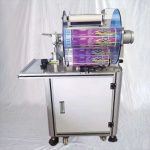 Máquina etiquetadora de etiquetas adhesivas plegables para salchichas semiautomática