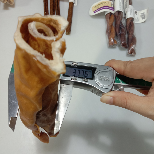 Muestras de comida para perros para etiquetar.jpg