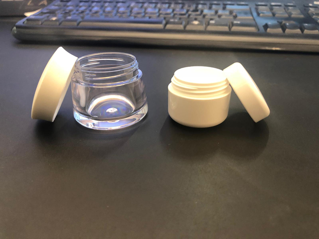 Frascos de muestra para tapar